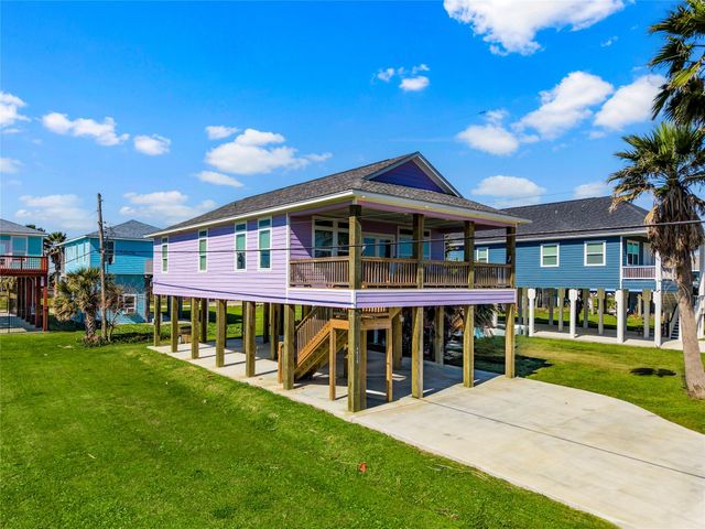 4028 Surf Drive, Galveston, TX 77554