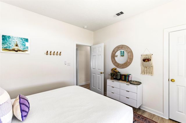 4028 Surf Drive, Galveston, TX 77554