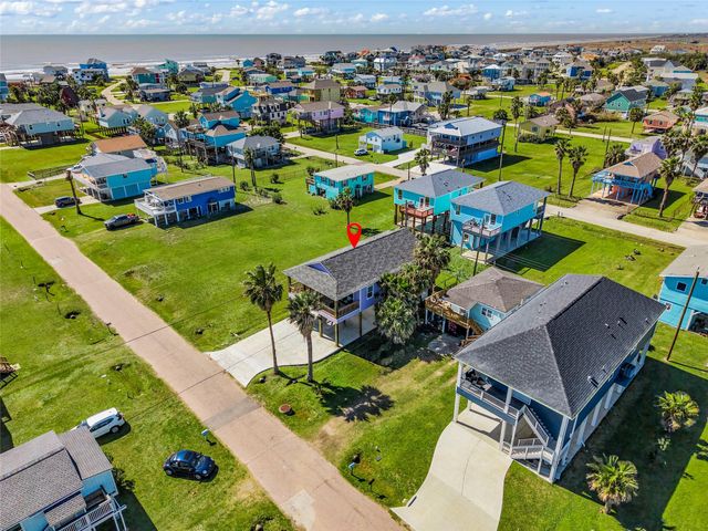 4028 Surf Drive, Galveston, TX 77554