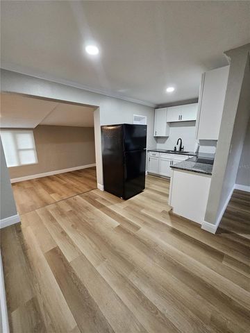 90 SKY LANE, Titusville, FL 32796