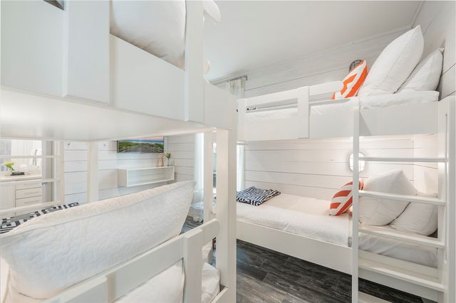 111 Center Lane, Port Aransas, TX 78373