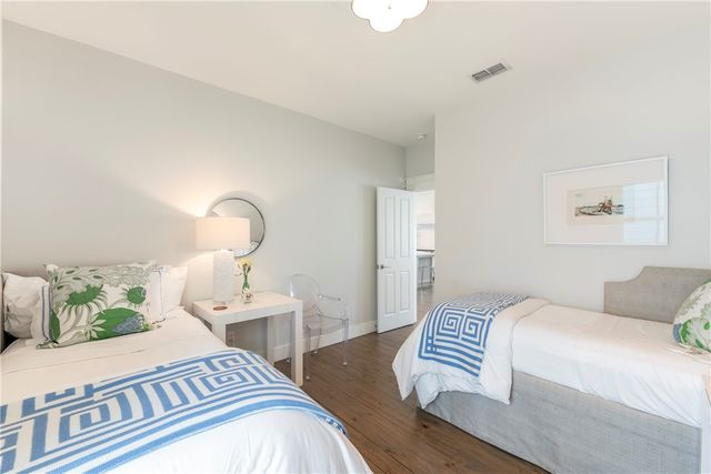 111 Center Lane, Port Aransas, TX 78373