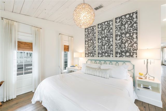 111 Center Lane, Port Aransas, TX 78373