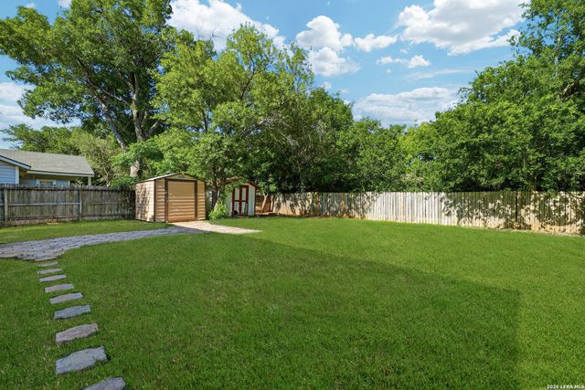 7223 PINE BR, San Antonio, TX 78250