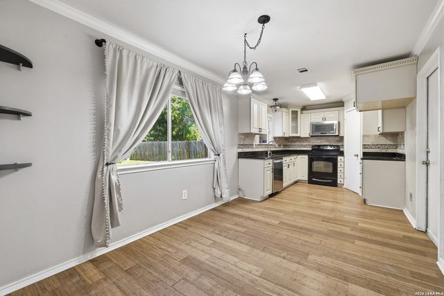 7223 PINE BR, San Antonio, TX 78250