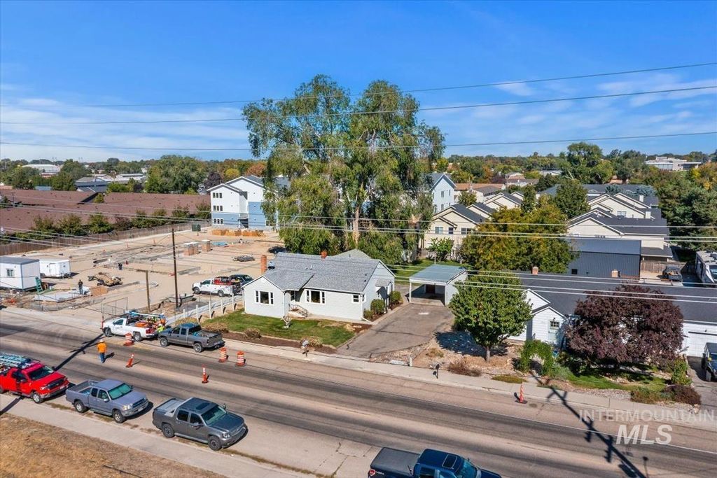 516 E Hawaii Ave, Nampa, ID 83686 photo 2