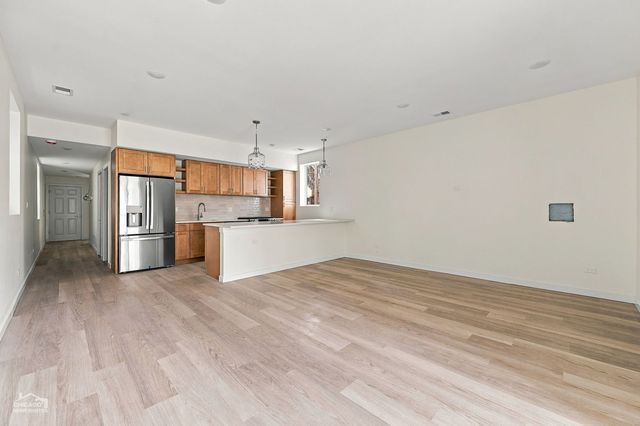 1118 W 19th Street 1, Chicago, IL 60608