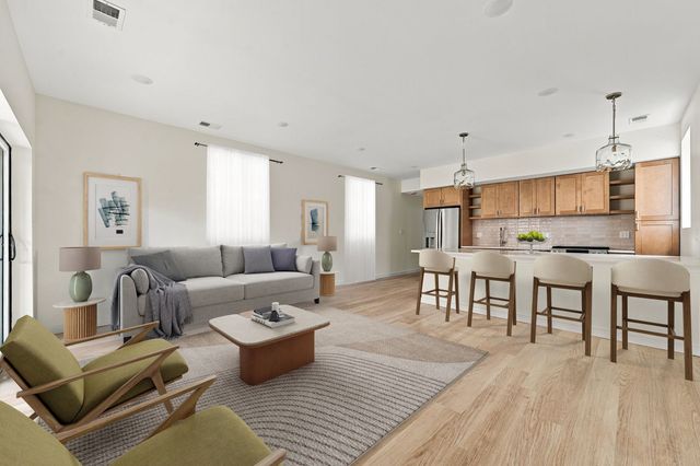 1118 W 19th Street 1, Chicago, IL 60608