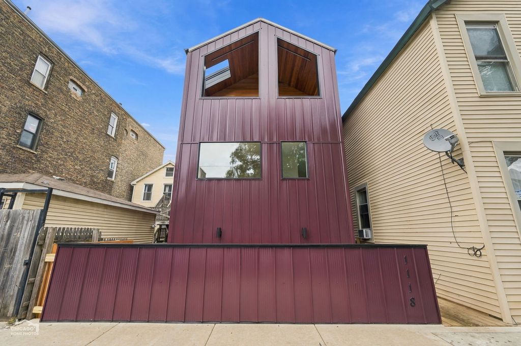 1118 W 19th Street 1, Chicago, IL 60608