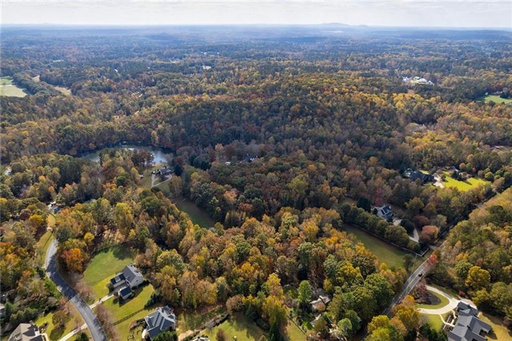 Image 102 of property listing at 1801 Birmingham Road, Milton, GA 30004