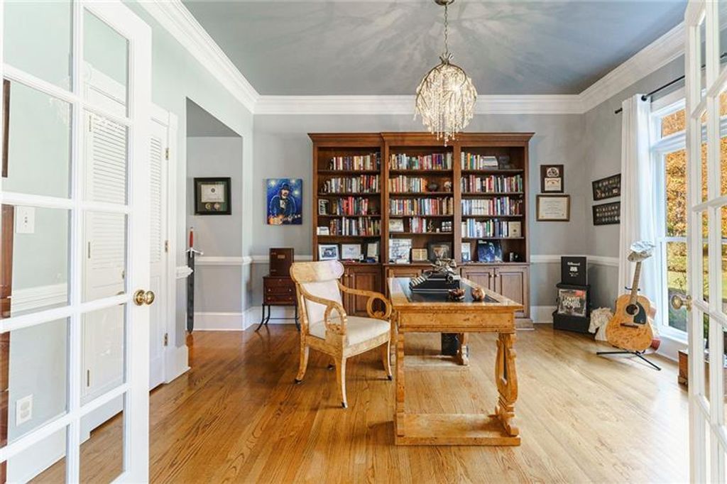 Image 13 of property listing at 1801 Birmingham Road, Milton, GA 30004