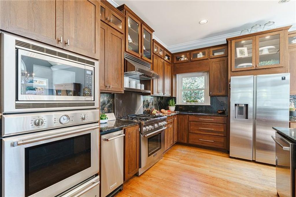 Image 31 of property listing at 1801 Birmingham Road, Milton, GA 30004