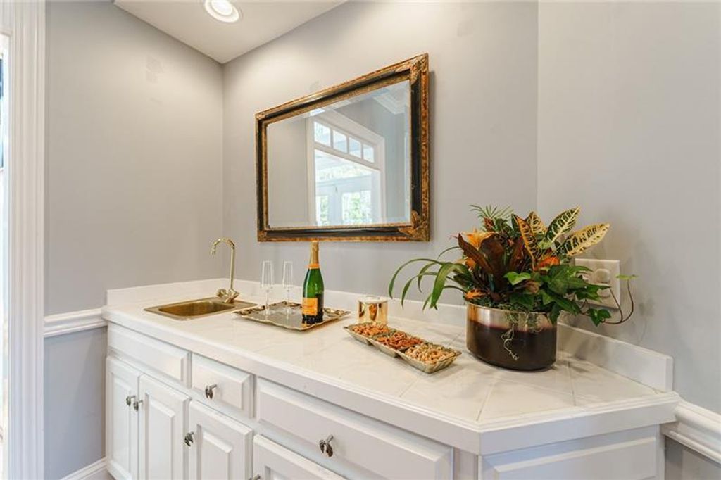 Image 43 of property listing at 1801 Birmingham Road, Milton, GA 30004