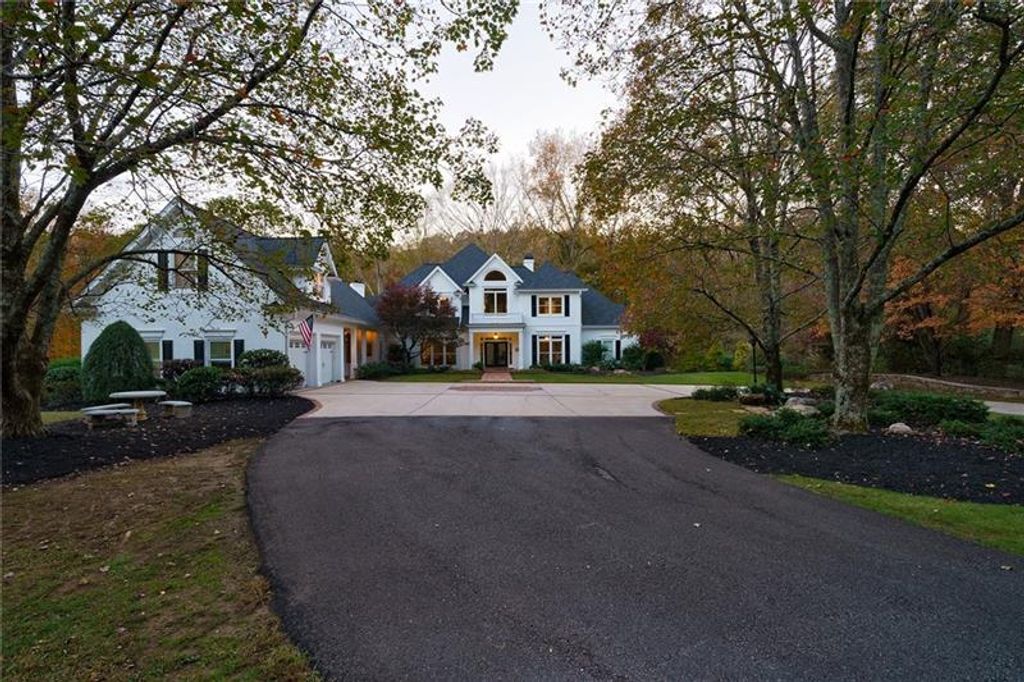 Image 75 of property listing at 1801 Birmingham Road, Milton, GA 30004