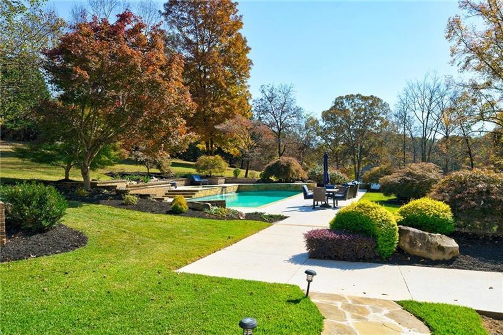 Image 79 of property listing at 1801 Birmingham Road, Milton, GA 30004