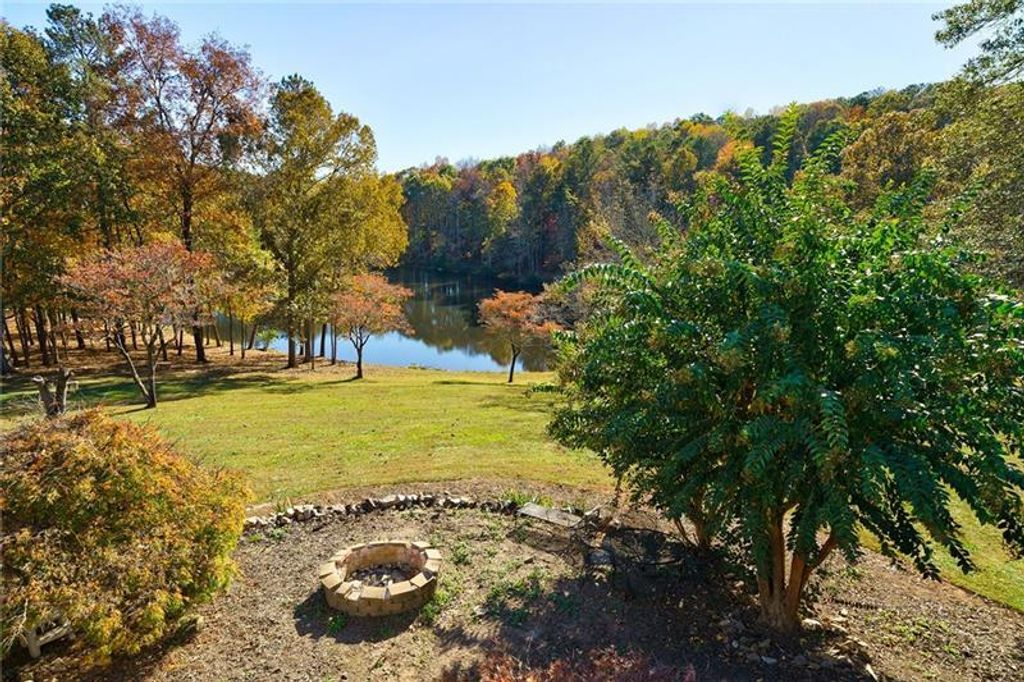 Image 82 of property listing at 1801 Birmingham Road, Milton, GA 30004