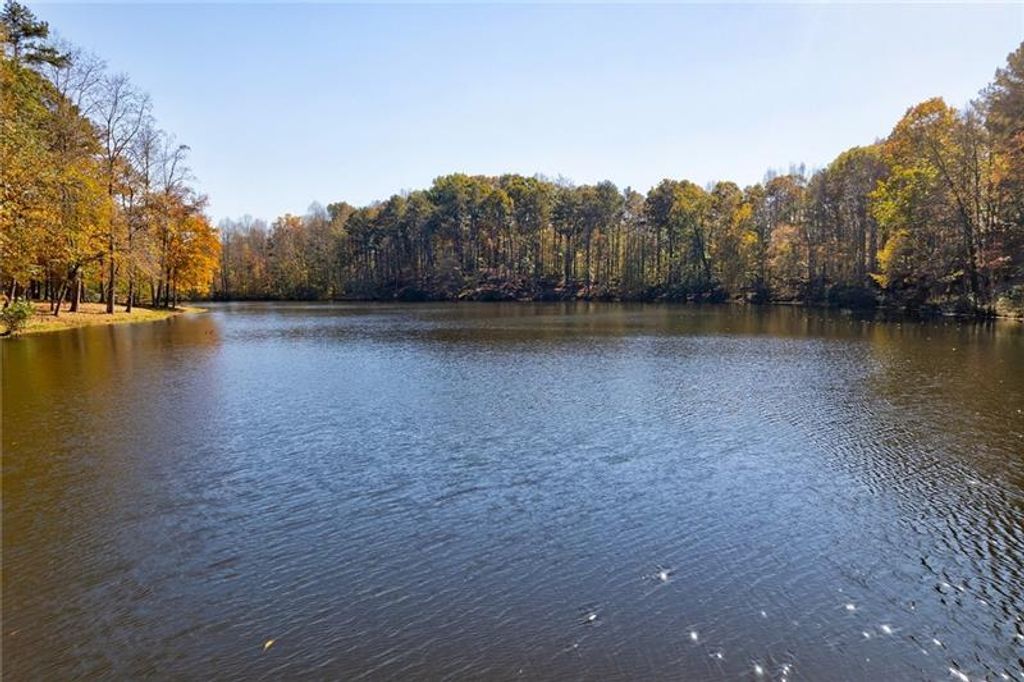 Image 85 of property listing at 1801 Birmingham Road, Milton, GA 30004