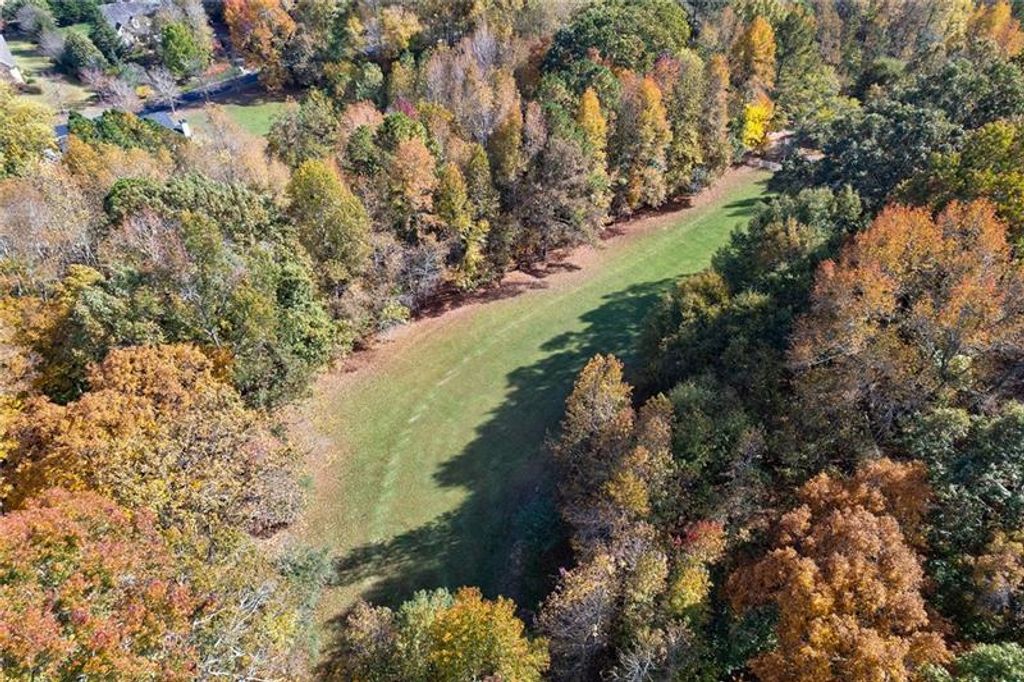 Image 87 of property listing at 1801 Birmingham Road, Milton, GA 30004