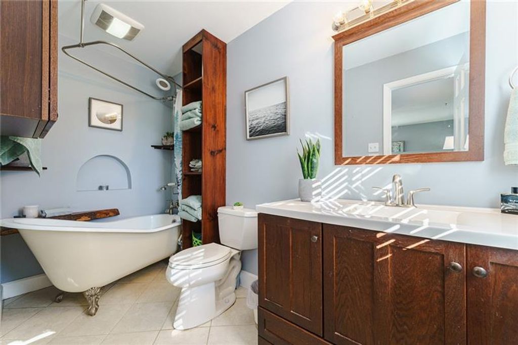 Image 97 of property listing at 1801 Birmingham Road, Milton, GA 30004