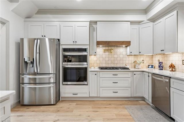 18 Emmaus RD, Poquoson, VA 23662