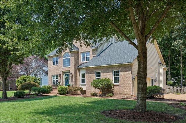 18 Emmaus RD, Poquoson, VA 23662