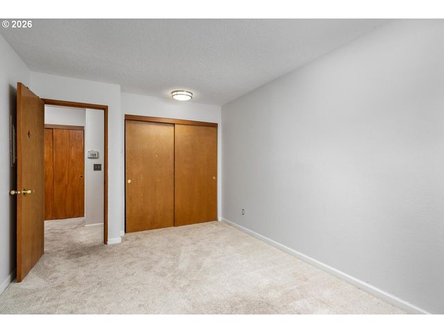 2338 Se 124TH Ave, Portland, OR 97233