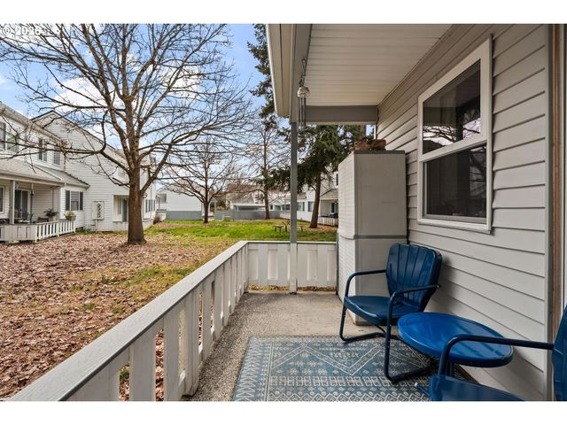 2338 Se 124TH Ave, Portland, OR 97233