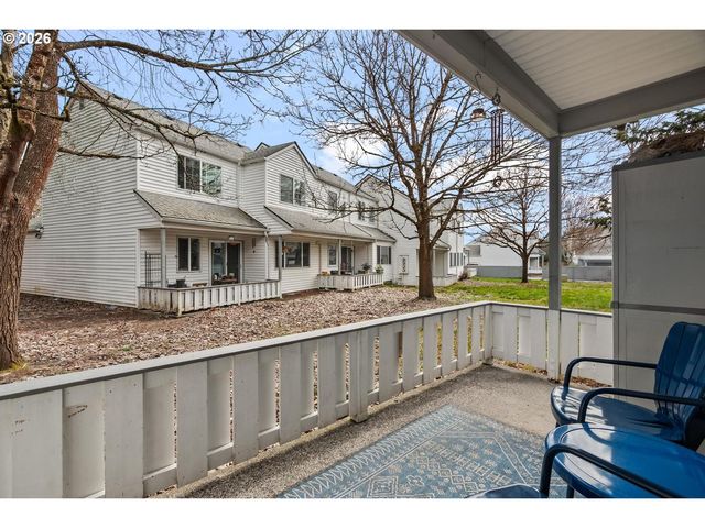 2338 Se 124TH Ave, Portland, OR 97233