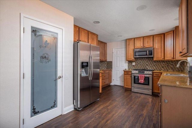 49070 Tango Court, La Quinta, CA 92253