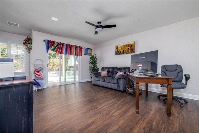 49070 Tango Court, La Quinta, CA 92253