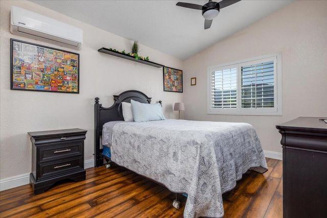 49070 Tango Court, La Quinta, CA 92253