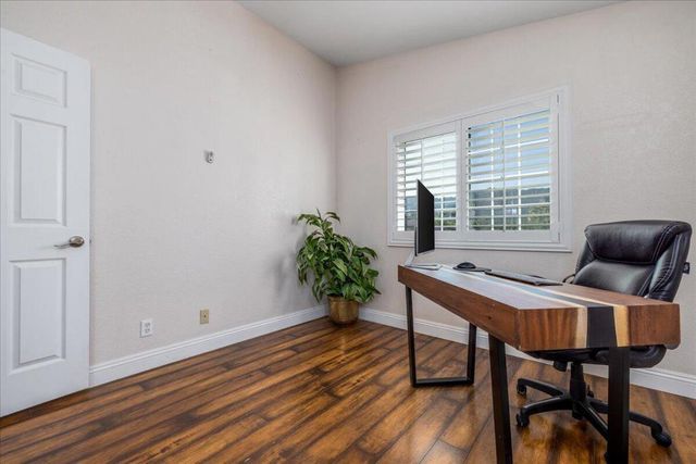 49070 Tango Court, La Quinta, CA 92253