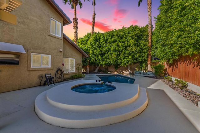 49070 Tango Court, La Quinta, CA 92253