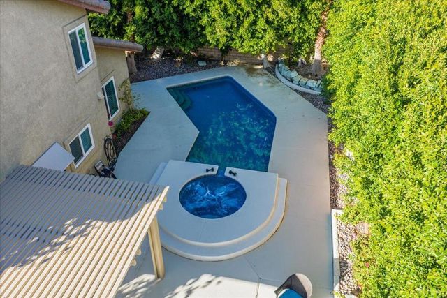 49070 Tango Court, La Quinta, CA 92253