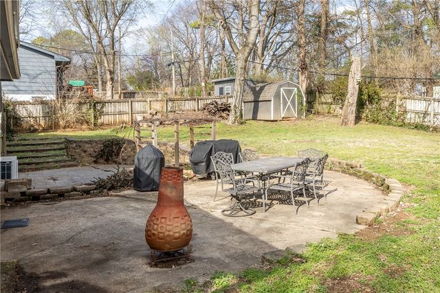 1716 Rayview Drive, Fayetteville, AR 72703