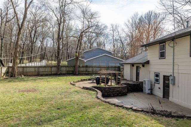1716 Rayview Drive, Fayetteville, AR 72703