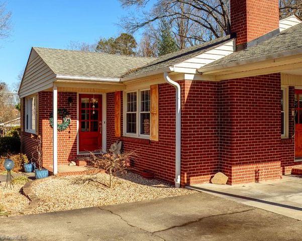 1685 Fairview Boulevard, Winston-salem, NC 27127
