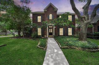 1003 Clarenda Falls Drive, Sugar Land, TX 77479