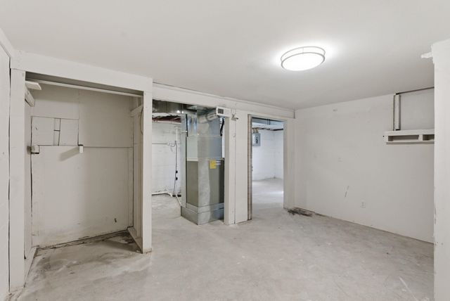 2008 W McCormick Ave, Wichita, KS 67213