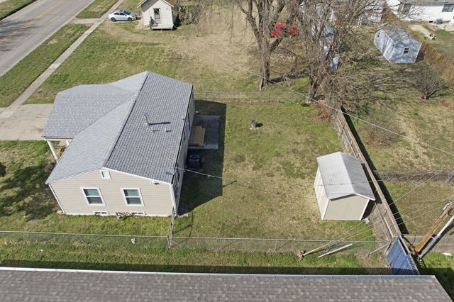 2008 W McCormick Ave, Wichita, KS 67213