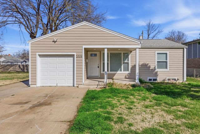 2008 W McCormick Ave, Wichita, KS 67213