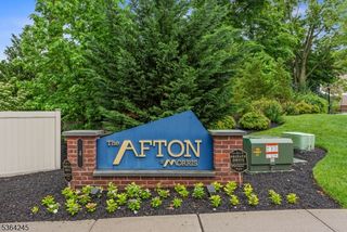 4 Hanover Rd 1, Florham Park Boro, NJ 07932