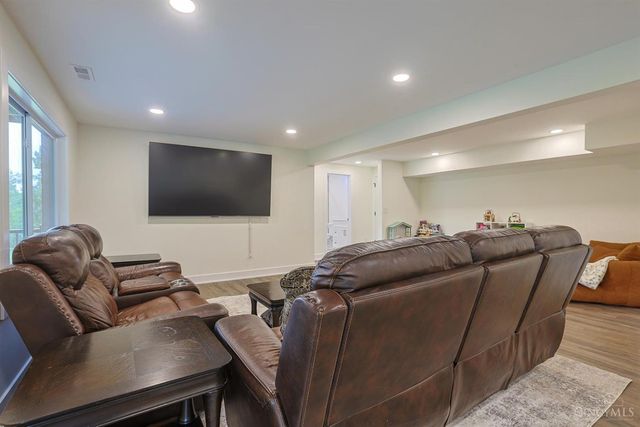 20904 Augusta Drive, Lawrenceburg, IN 47025