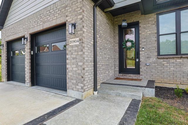 20904 Augusta Drive, Lawrenceburg, IN 47025