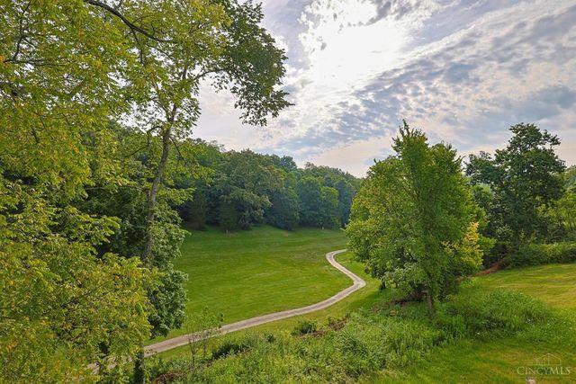 20904 Augusta Drive, Lawrenceburg, IN 47025