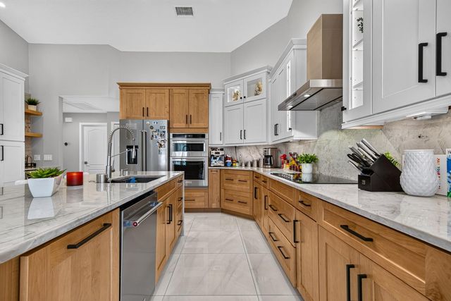 16506 LONGLEAT DRIVE, Lutz, FL 33549