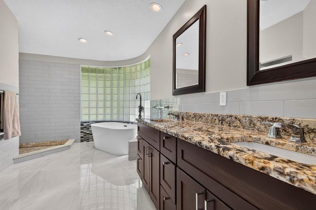 16506 LONGLEAT DRIVE, Lutz, FL 33549