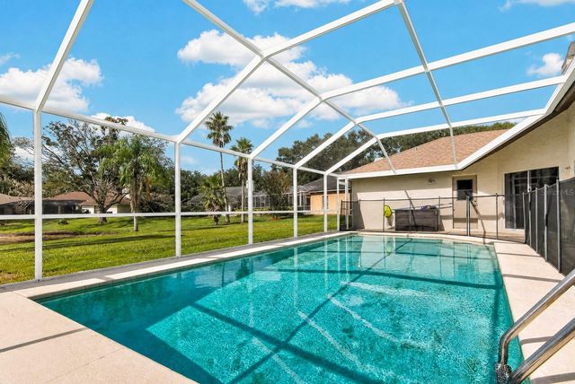 16506 LONGLEAT DRIVE, Lutz, FL 33549