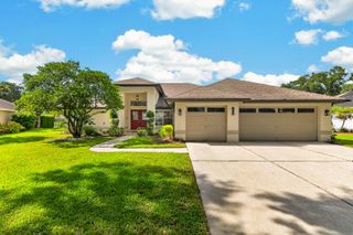 16506 LONGLEAT DRIVE, Lutz, FL 33549