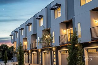 1011 S Orchard St 108, Boise, ID 83714
